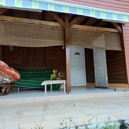 Appartamento Kaz A Fruit A Pain Sainte-Anne  Esterno foto