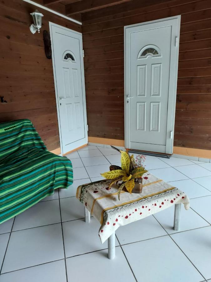 Appartamento Kaz A Fruit A Pain Sainte-Anne  Esterno foto