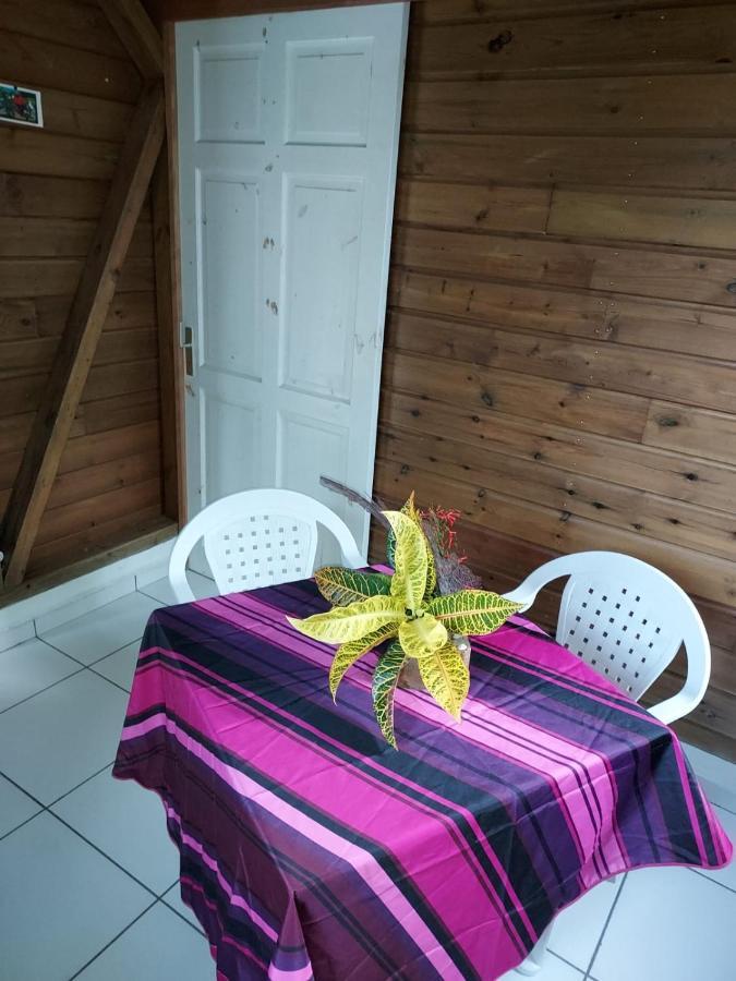 Appartamento Kaz A Fruit A Pain Sainte-Anne  Esterno foto